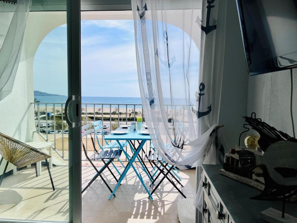 Sylvia 4A - Estudio En Primera Linea De Mar - Centrico - Terraza Vista Mar - Playa - Wifi Leilighet Empuriabrava Eksteriør bilde